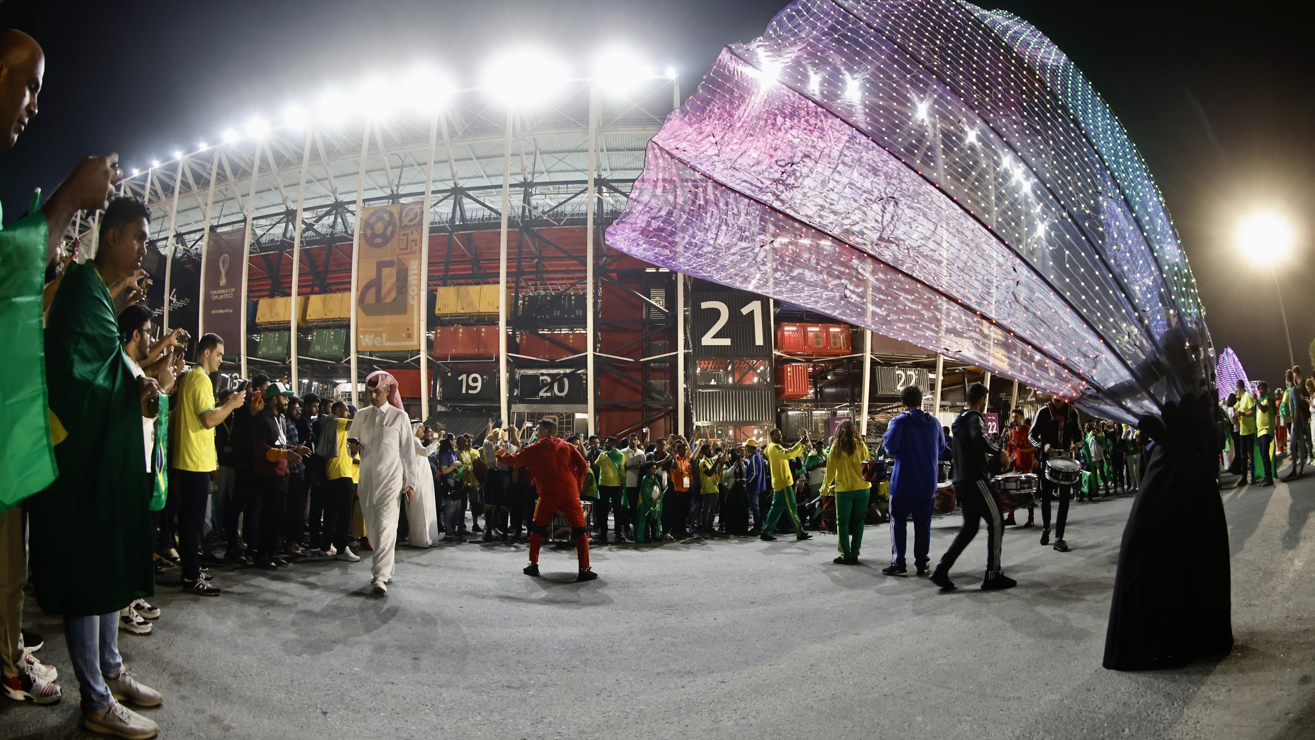 Lo stadio "container" 974 saluta i Mondiali: presto sarà smantellato