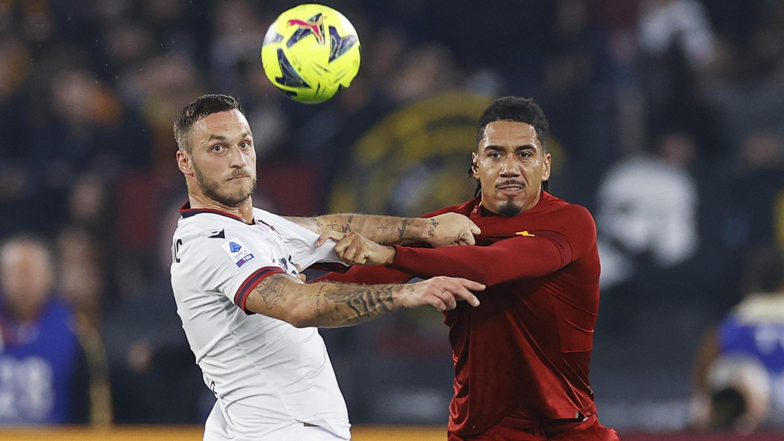 Roma-Bologna 1-0, le pagelle: Smalling e Abraham salvano il risultato