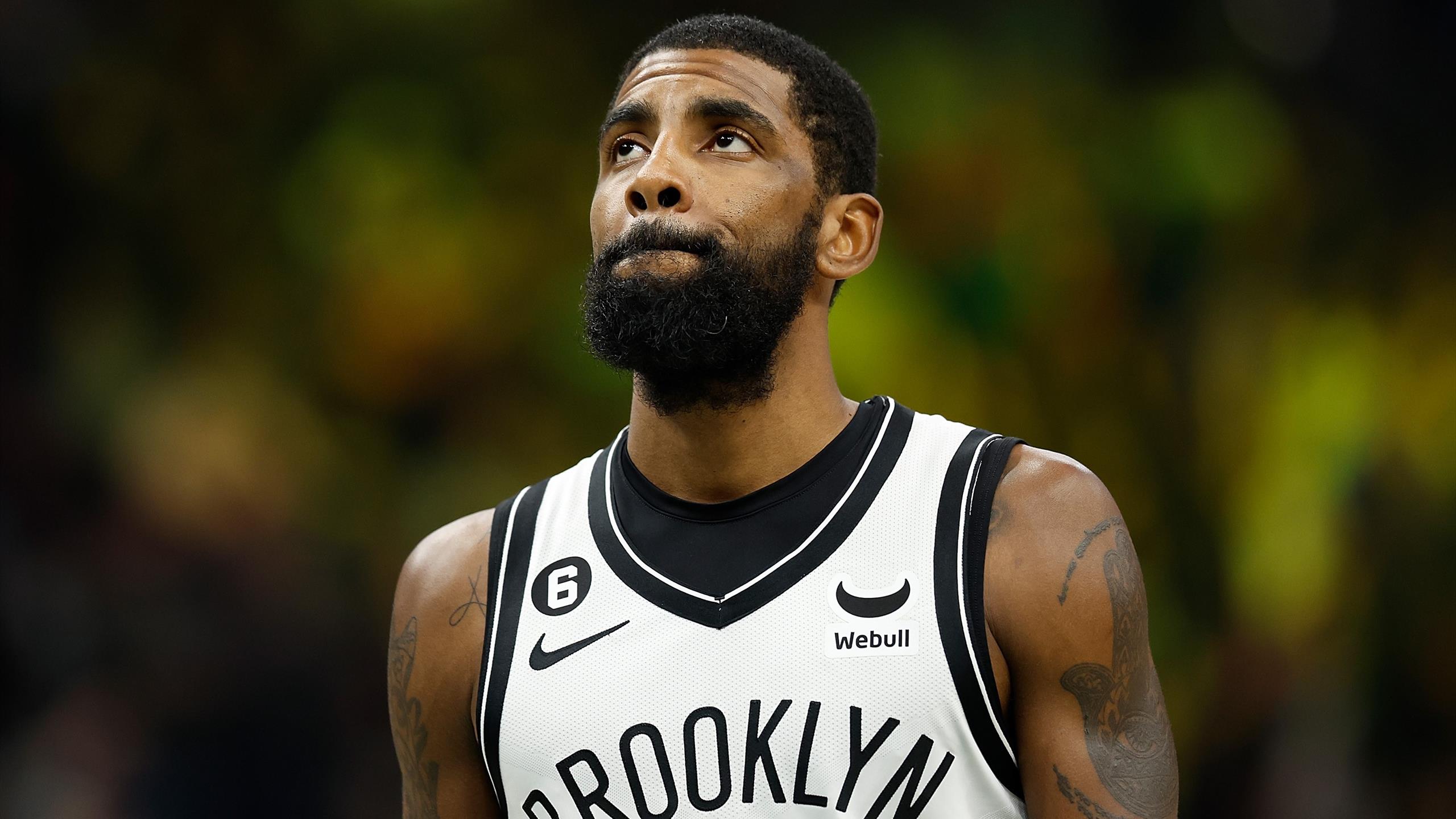 Irving chiede ai Nets di essere scambiato: finirà ai Lakers da LeBron?