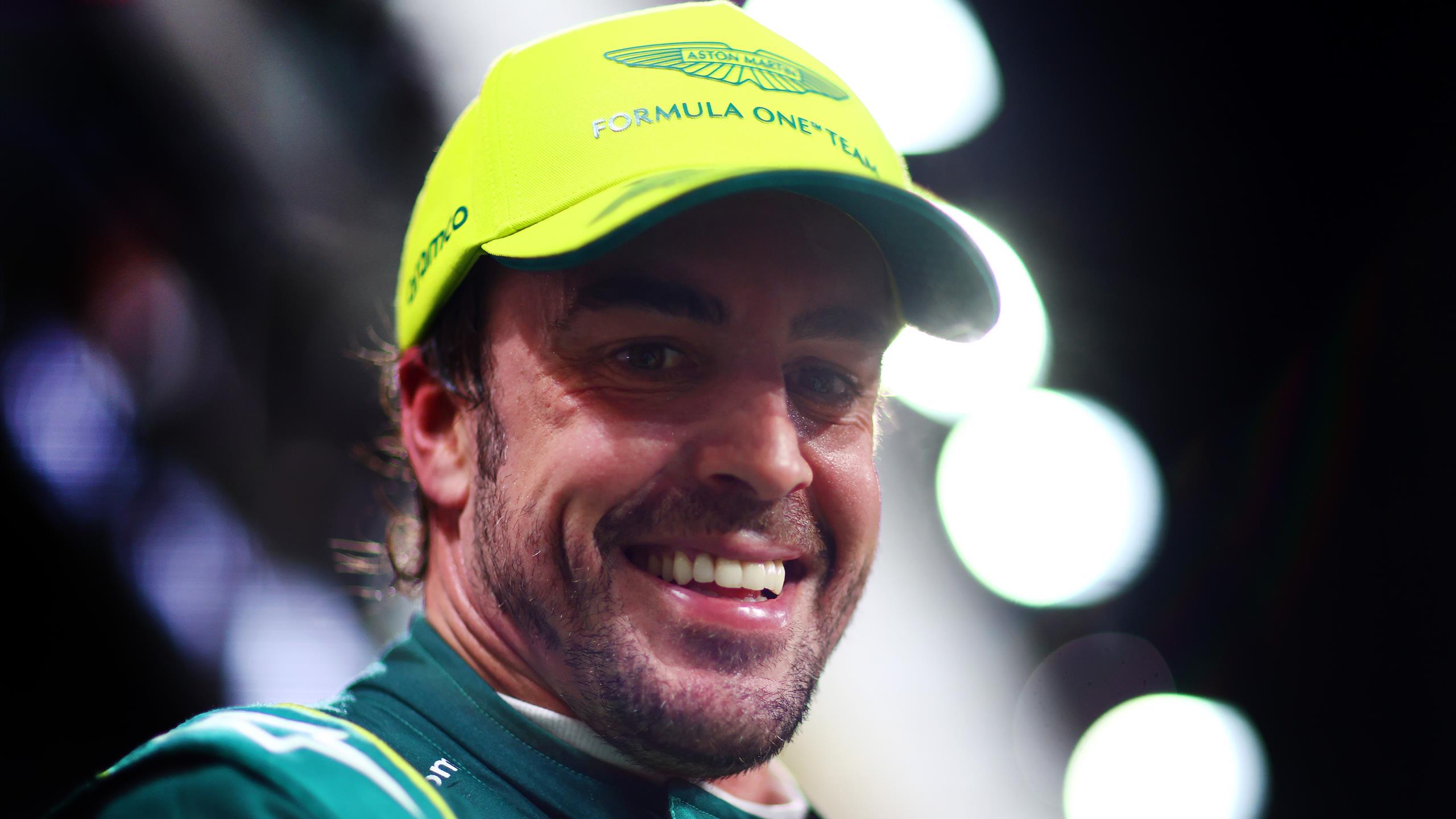 Alonso punge Hamilton: "Sta invecchiando, ha la memoria corta…"