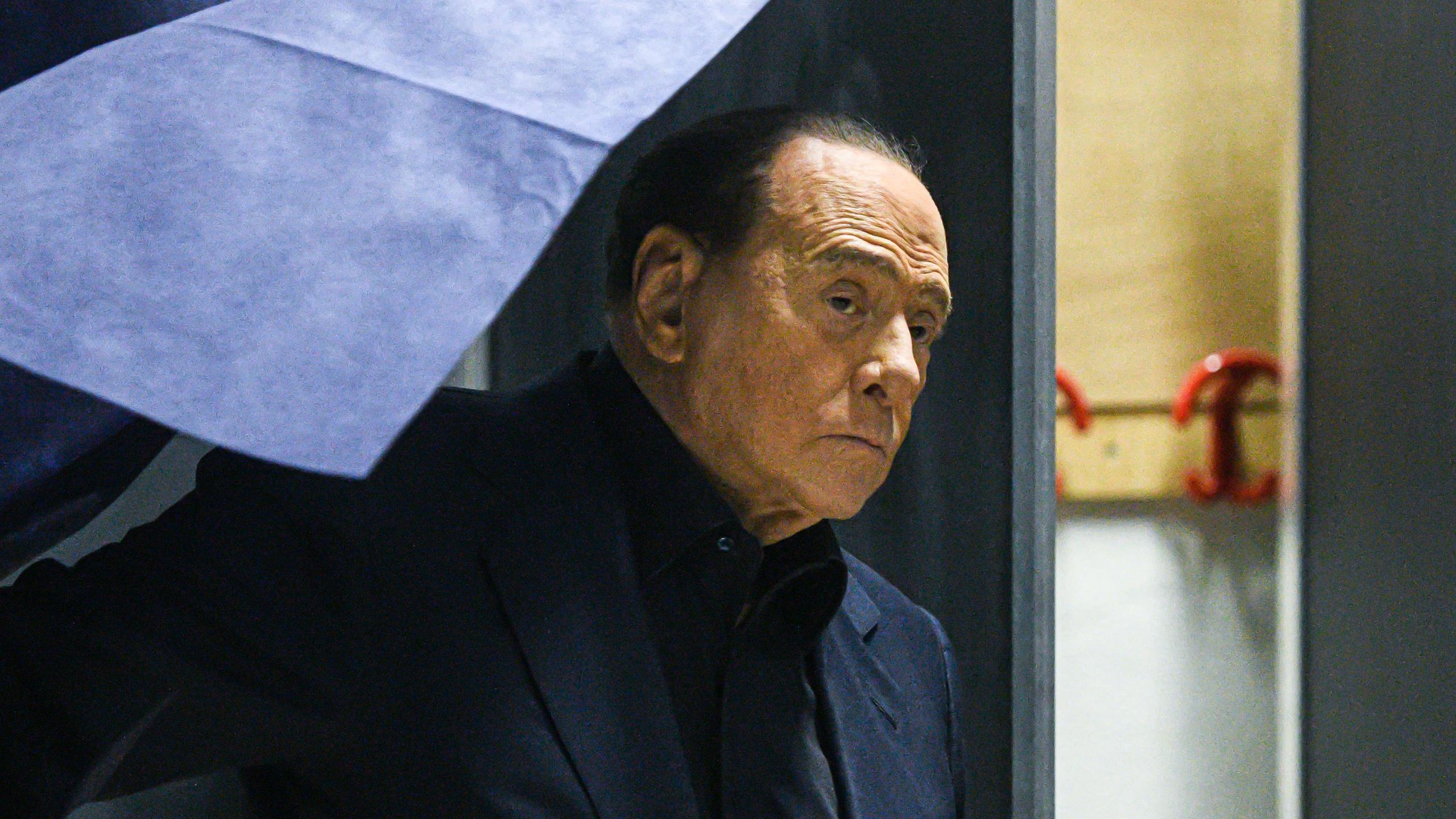 Silvio Berlusconi dopo il ricovero: "Mai avuto paura"