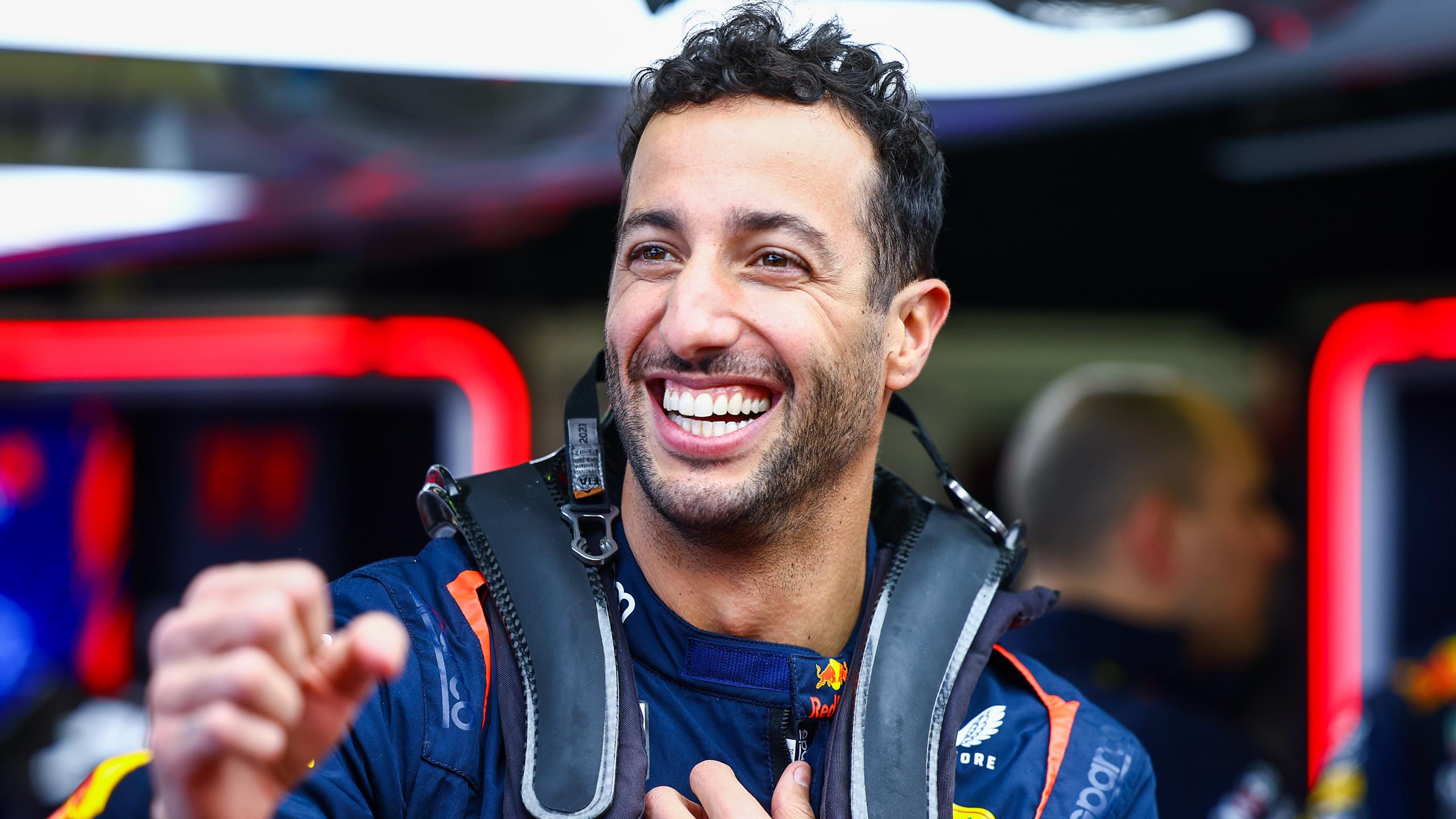 Daniel Ricciardo nuovo pilota AlphaTauri: sostituirà De Vries