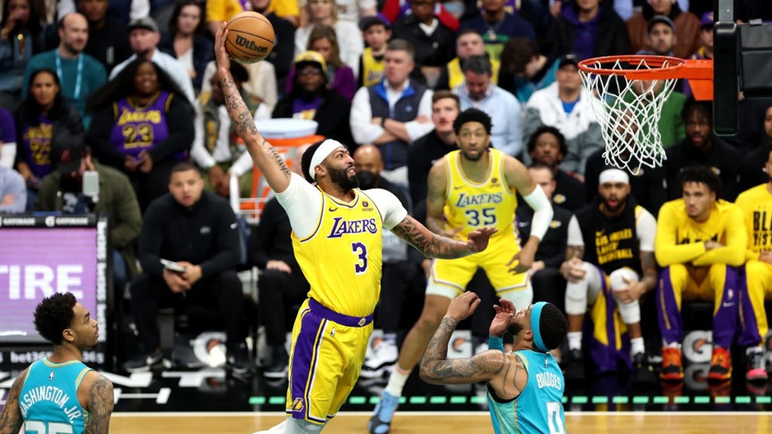 Risultati della notte: Clippers e Cavs non si fermano, Lakers ok con Davis