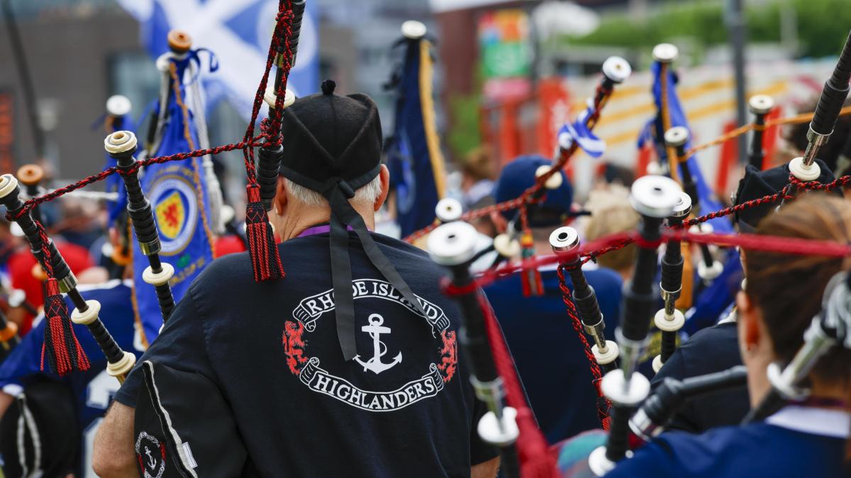 Kilt, cornamuse, birra a fiumi e cuore d'oro: Scozia, la Tartan Army ha già vinto il Mondiale dei tifosi