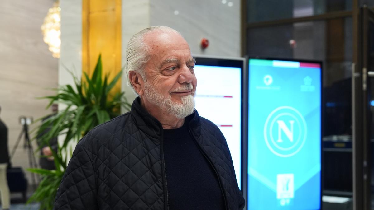 Ecco il nuovo Napoli: De Laurentiis rientra dagli Usa per Allegri e mercato