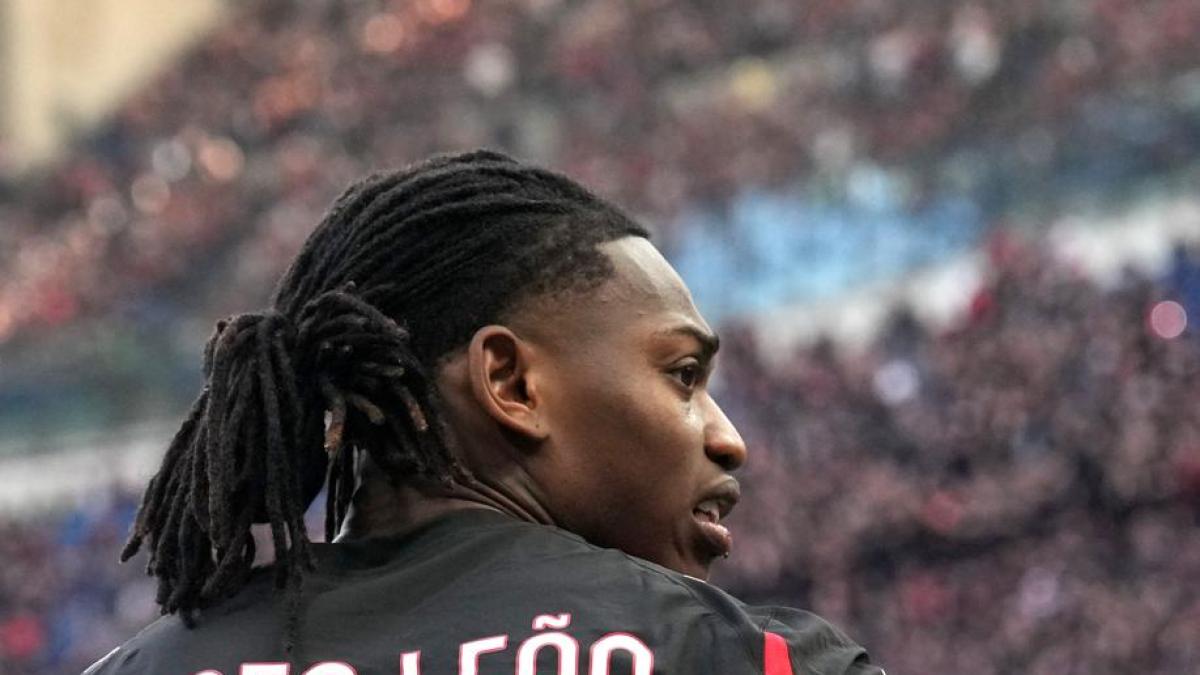 "Io via dal Milan contento e soddisfatto". Leao parla ancora di addio. E su Pioli…