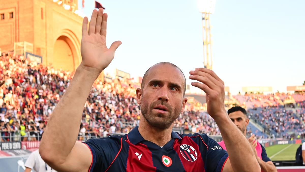De Silvestri: "Al Bologna sono un po' il nonno di tutti". E su Tedesco…