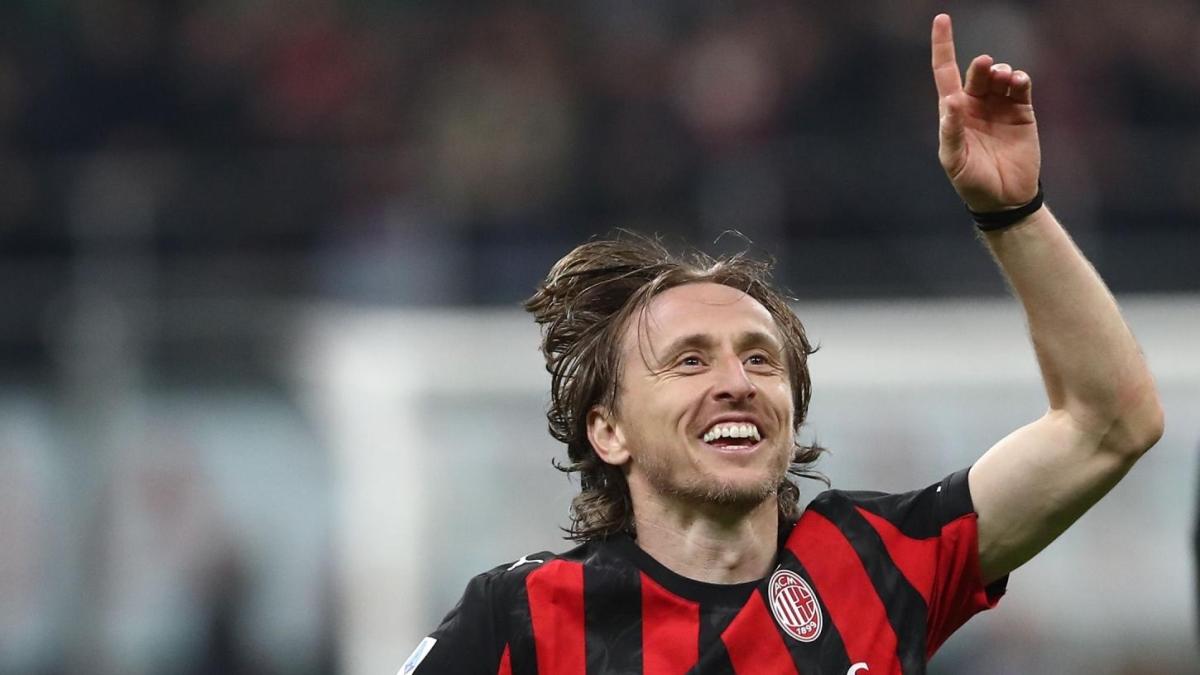 Ora è ufficiale, Modric resta al Milan: "La mia voglia di riscatto è immensa"