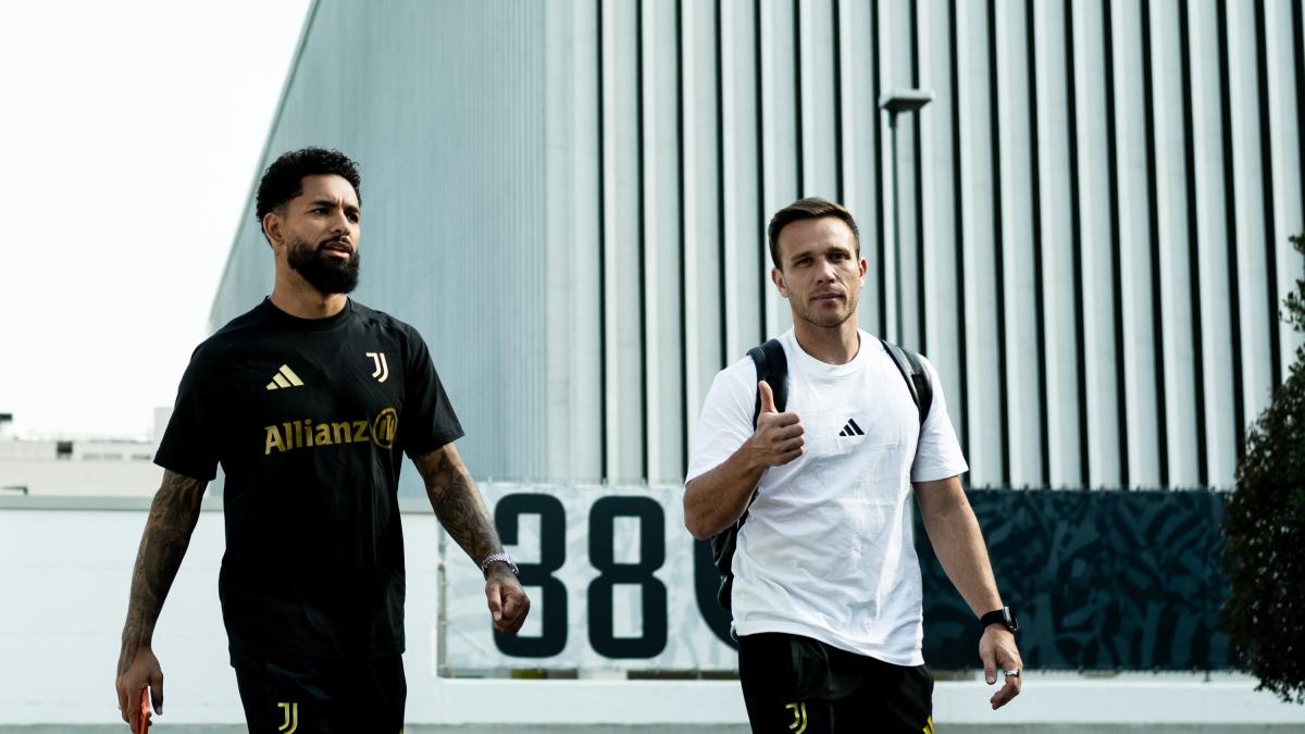 Juve, il vuoto nel mezzo: otto centrocampisti, tanti dubbi e mercato bloccato