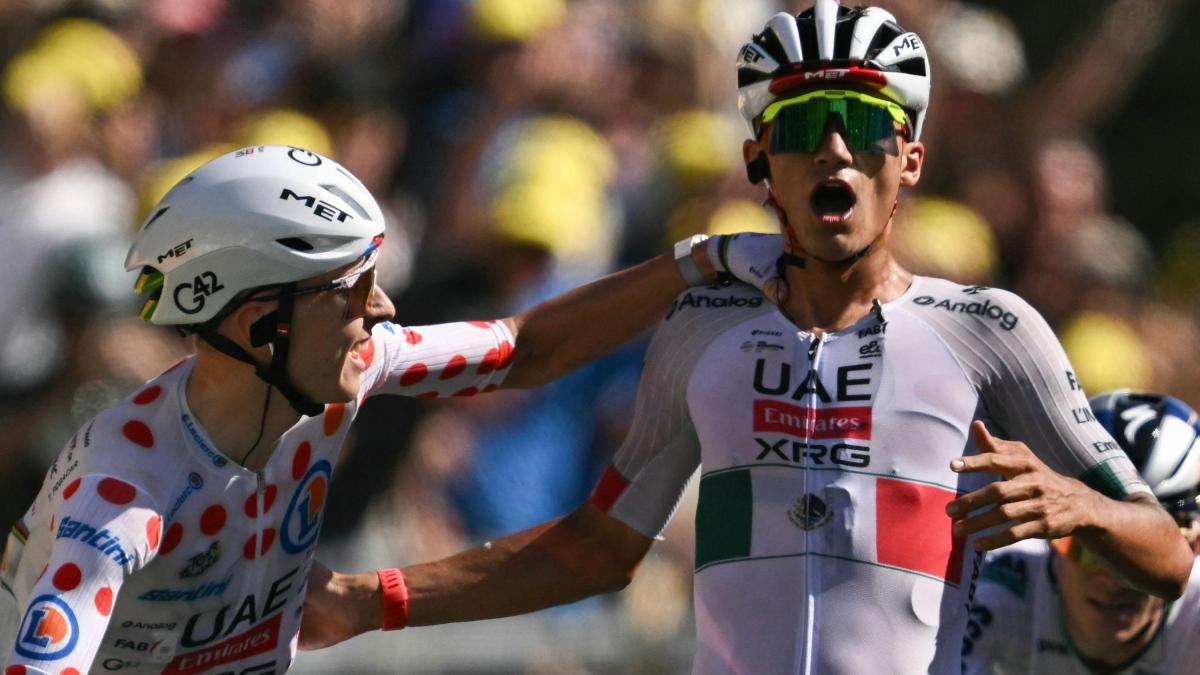 Tour de France, spettacolo a Barcellona: Del Toro precede Pogacar, Vingegaard resta in giallo
