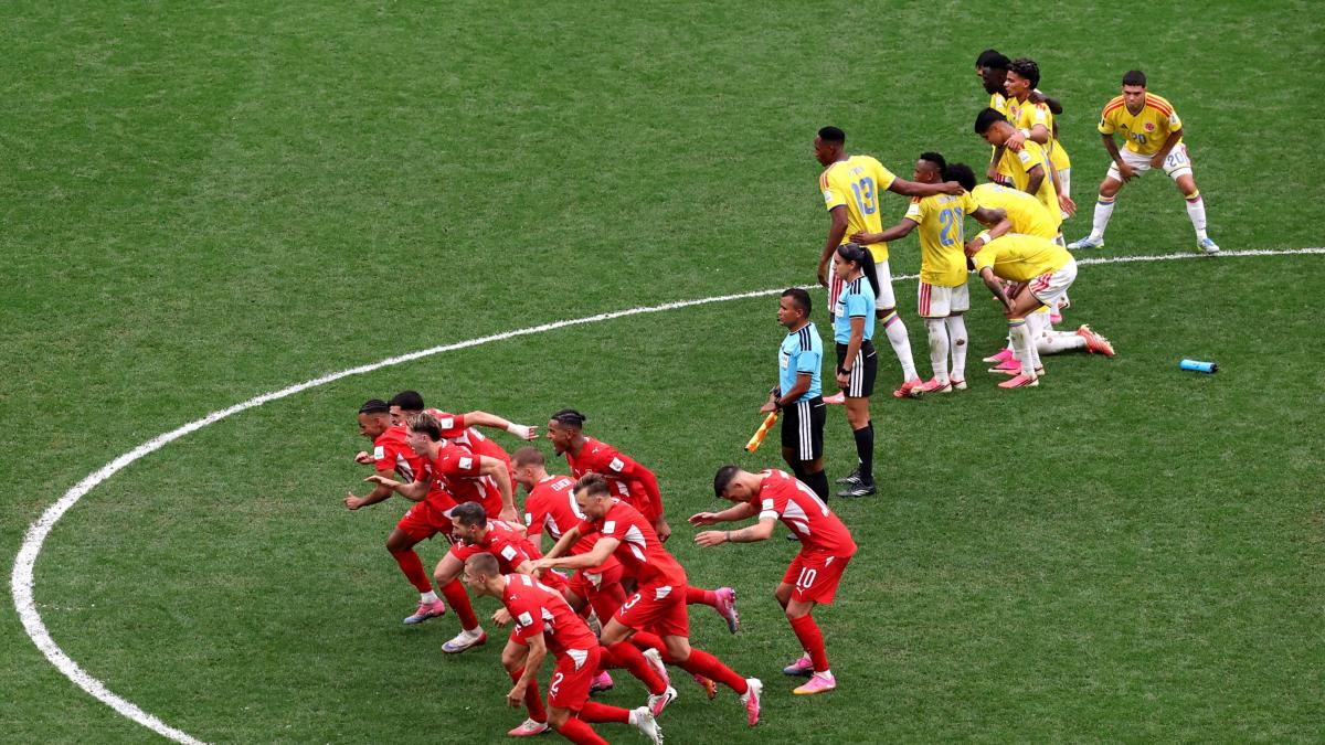 Poche emozioni e zero gol. La Svizzera piega la Colombia ai rigori e sfiderà l'Argentina ai quarti