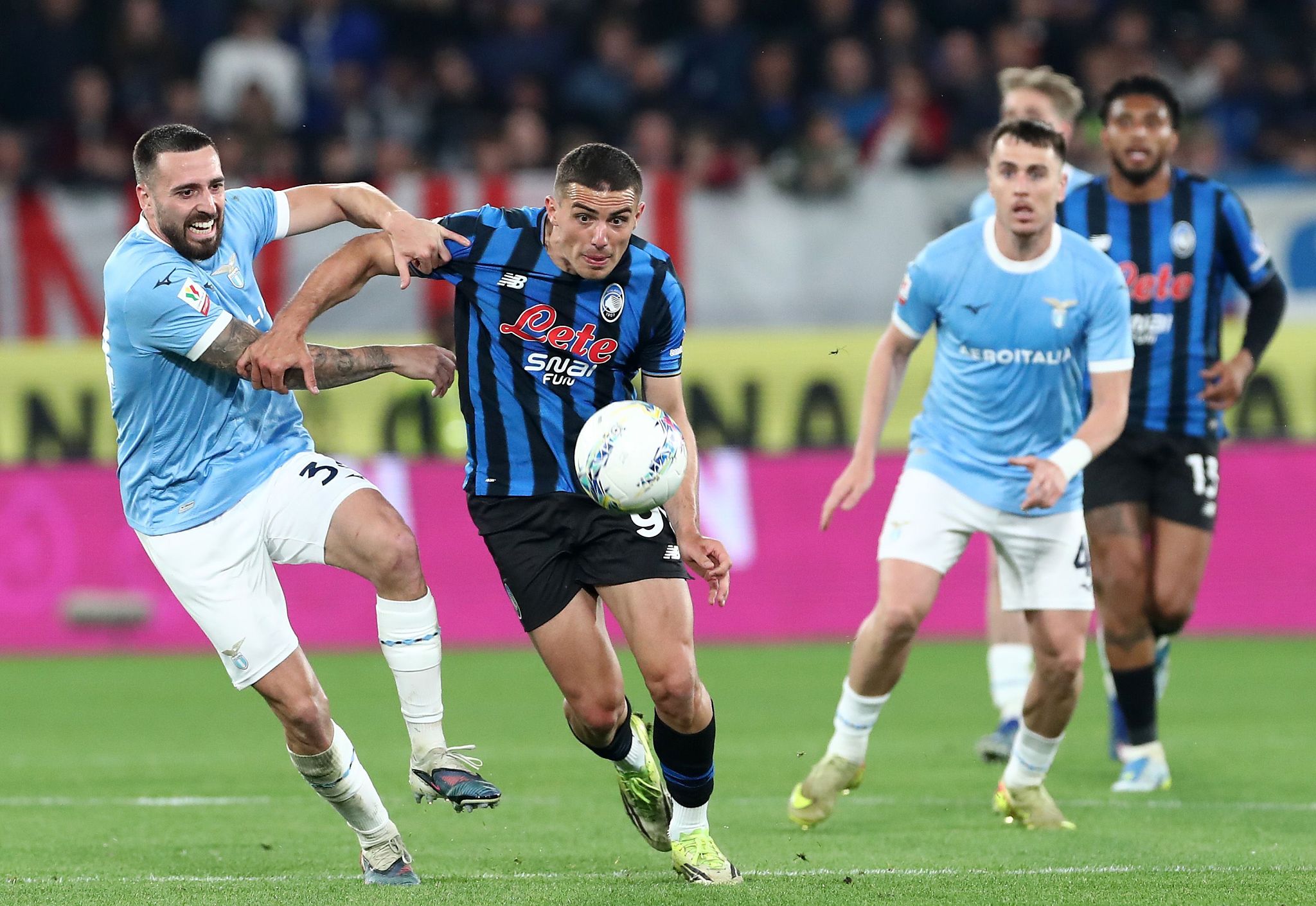 Non basta Krstović, Atalanta battuta 2-1 dal Feyenoord in amichevole. Decisivo il figlio di Van Persie