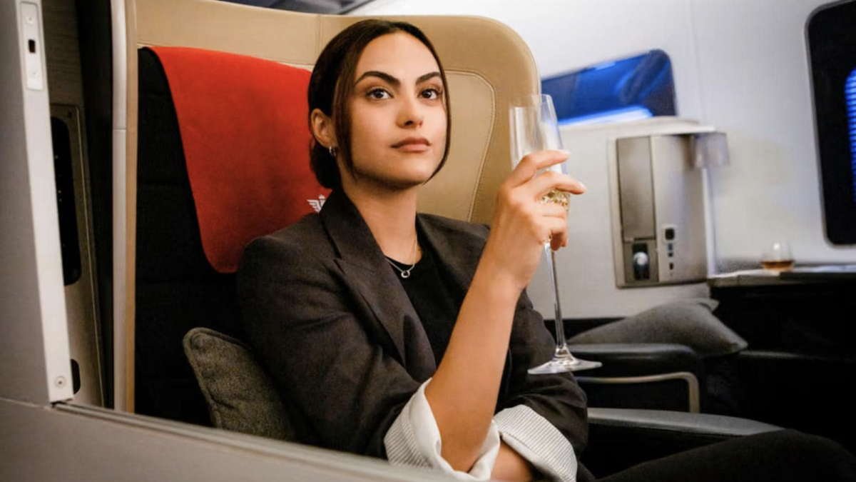 Upgraded – Amore, arte e bugie: in prima visione su Rai 1 il film con Camila Mendes