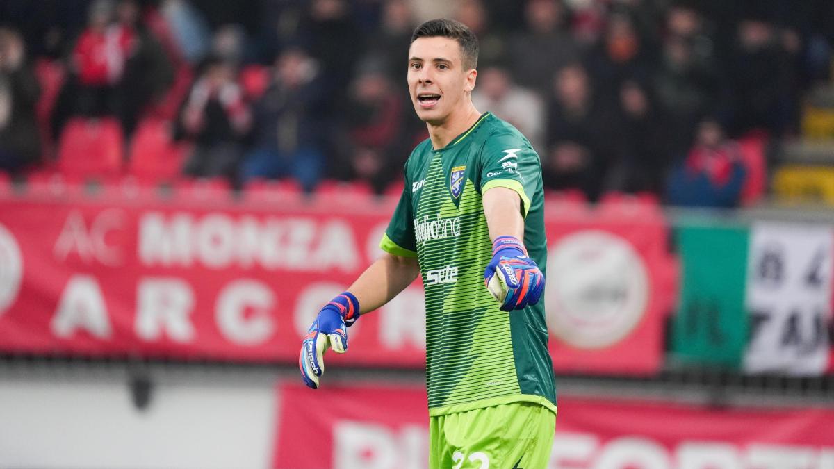 Palmisani, portiere per caso. Dal campetto di Alatri al 9 in pagella: tutto sull'eroe di Frosinone