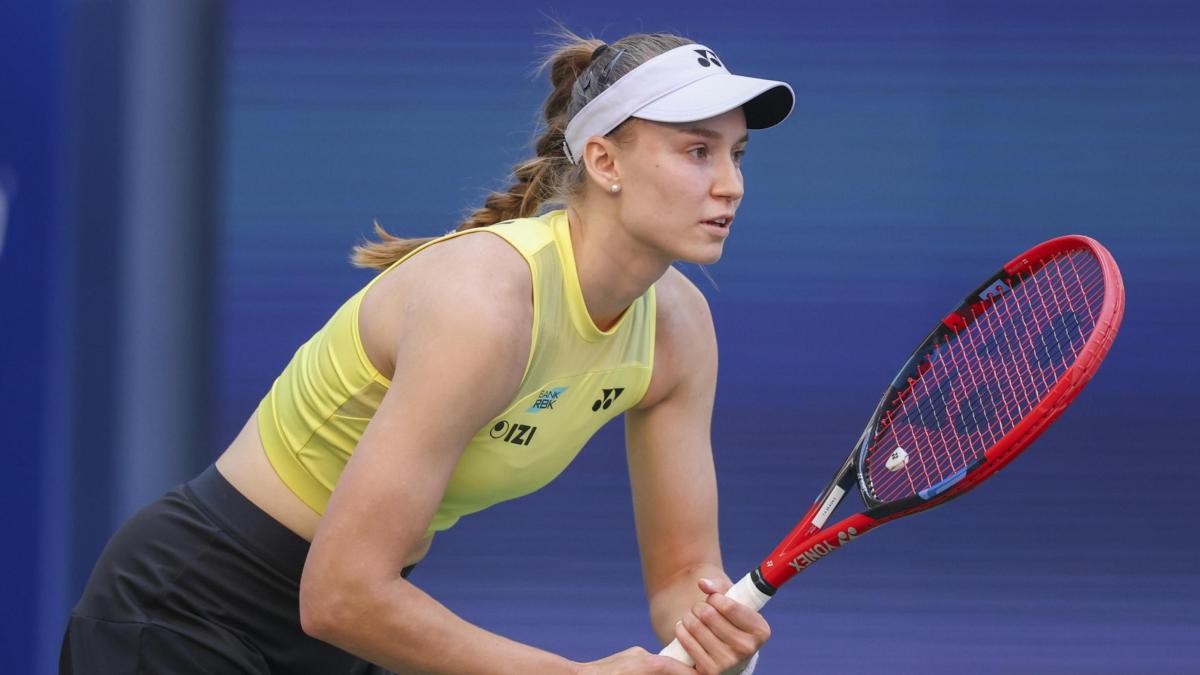 Rybakina rimonta Zheng, è in semifinale allo Us Open e diventa numero 1 del mondo. Sfiderà Gauff
