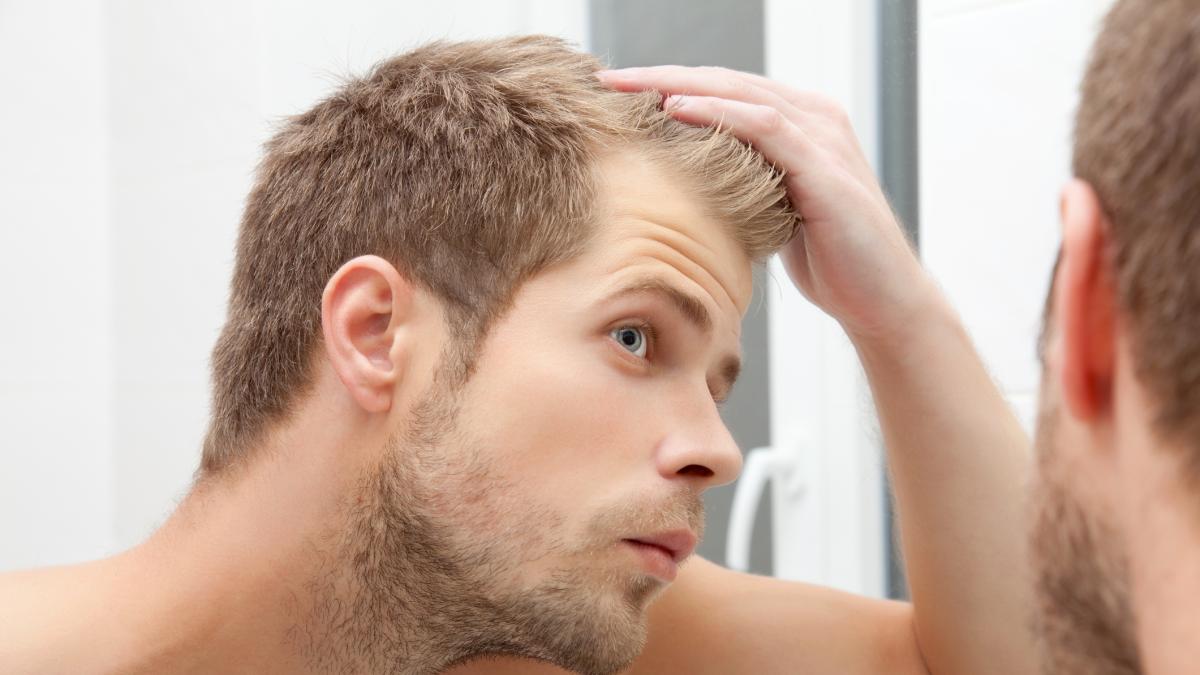Che cosa può dire il cuoio capelluto sulla tua salute e sull'invecchiamento