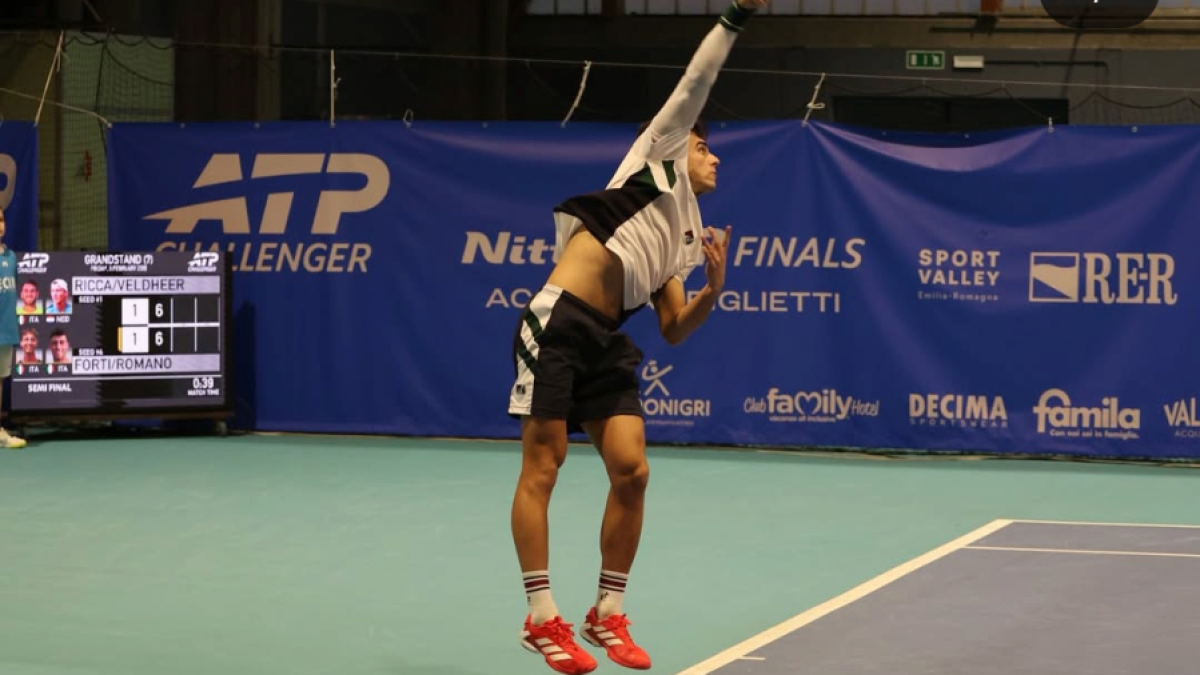Filippo Romano trionfa al Challenger 50 di Firenze: battuto in tre set Michele Ribecai